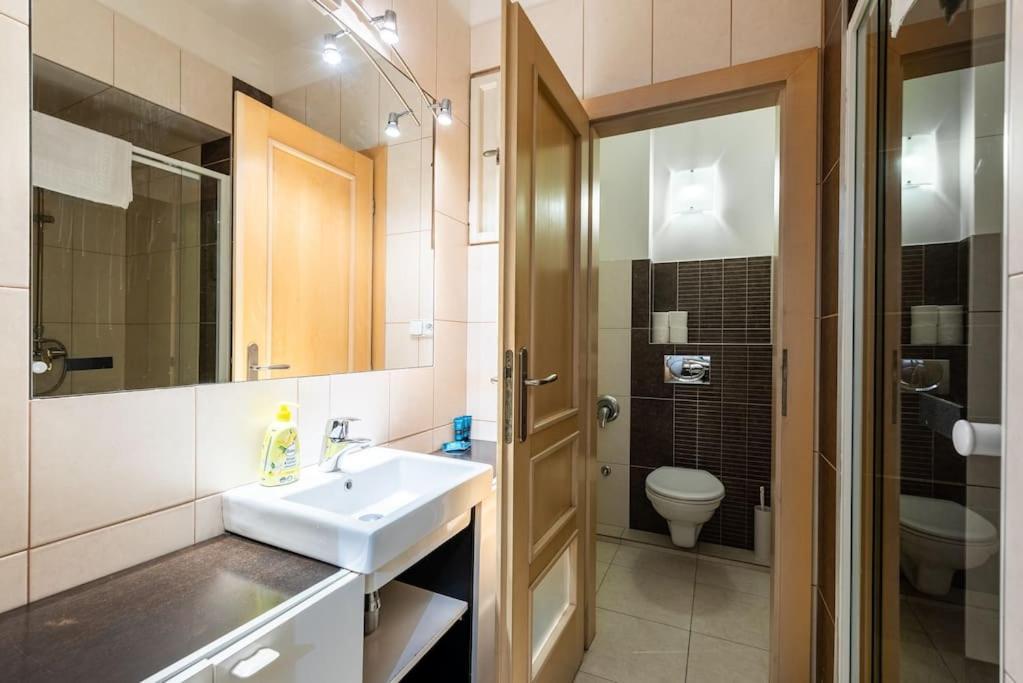 Lighthouse Apartment Praha Exteriér fotografie