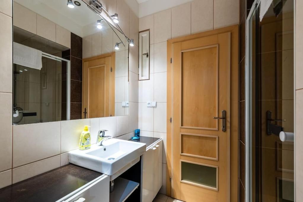 Lighthouse Apartment Praha Exteriér fotografie